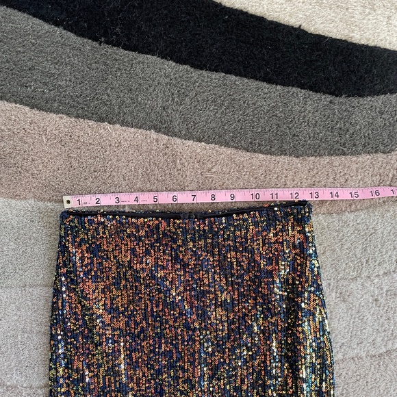 Multicolored Sequin Two-Piece Set from Coco Milano - Picture 15 of 17